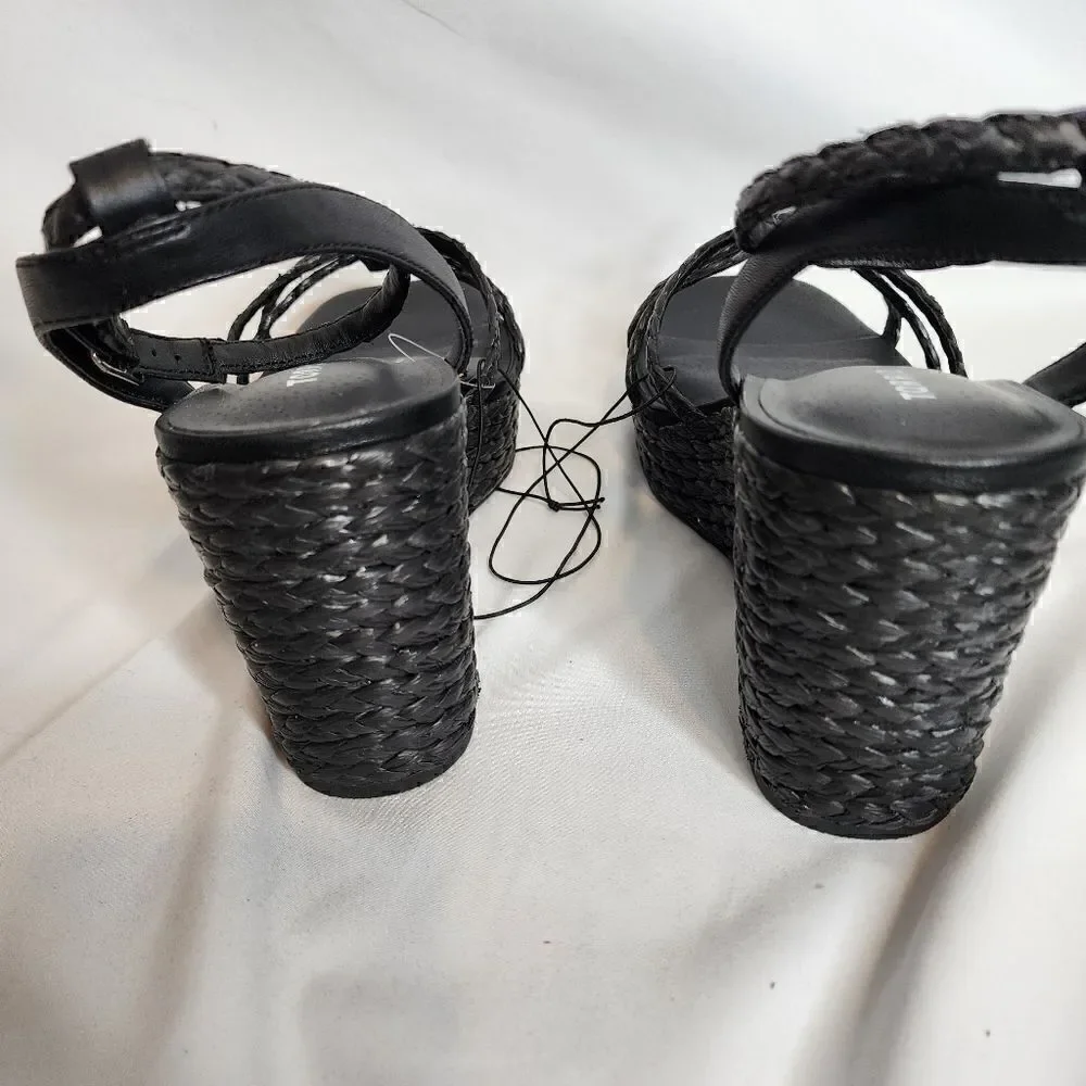 12W Torrid Black Strappy Raffia Platform 4